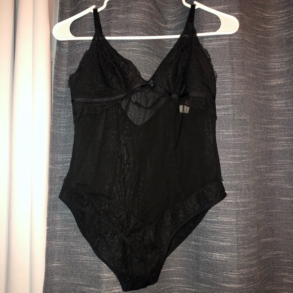 Maidenform unlined lace & mesh teddy - Picture 2 of 8